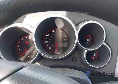 2006 Pontiac Vibe z USA, uszkodzony, nr VIN 5Y2SL65896Z405179